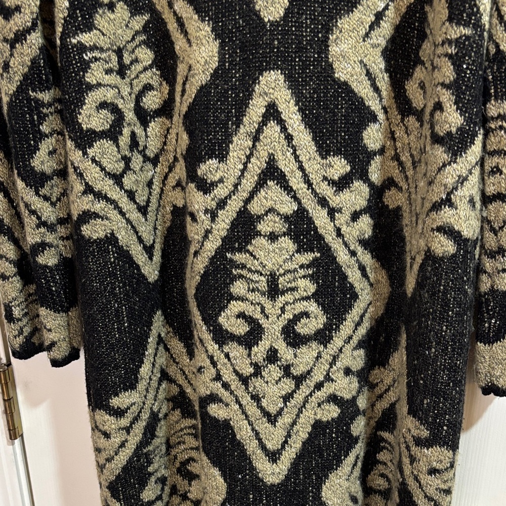 Chicos Stunning Black and Gold Patterned Women's Sweater Coat - Picture 6 of 6